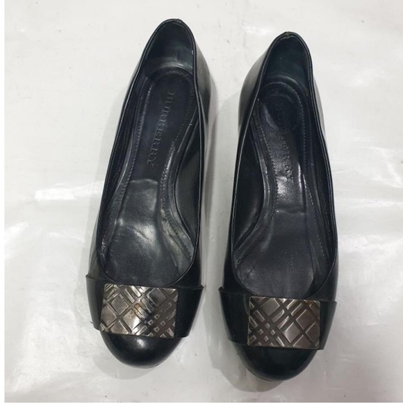 Burberry - EU /38 - Black patent leather ballet flats - Picture 1 of 4